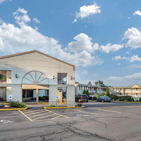 Quality Inn & Suites Vestal Binghamton Near University Luaran gambar
