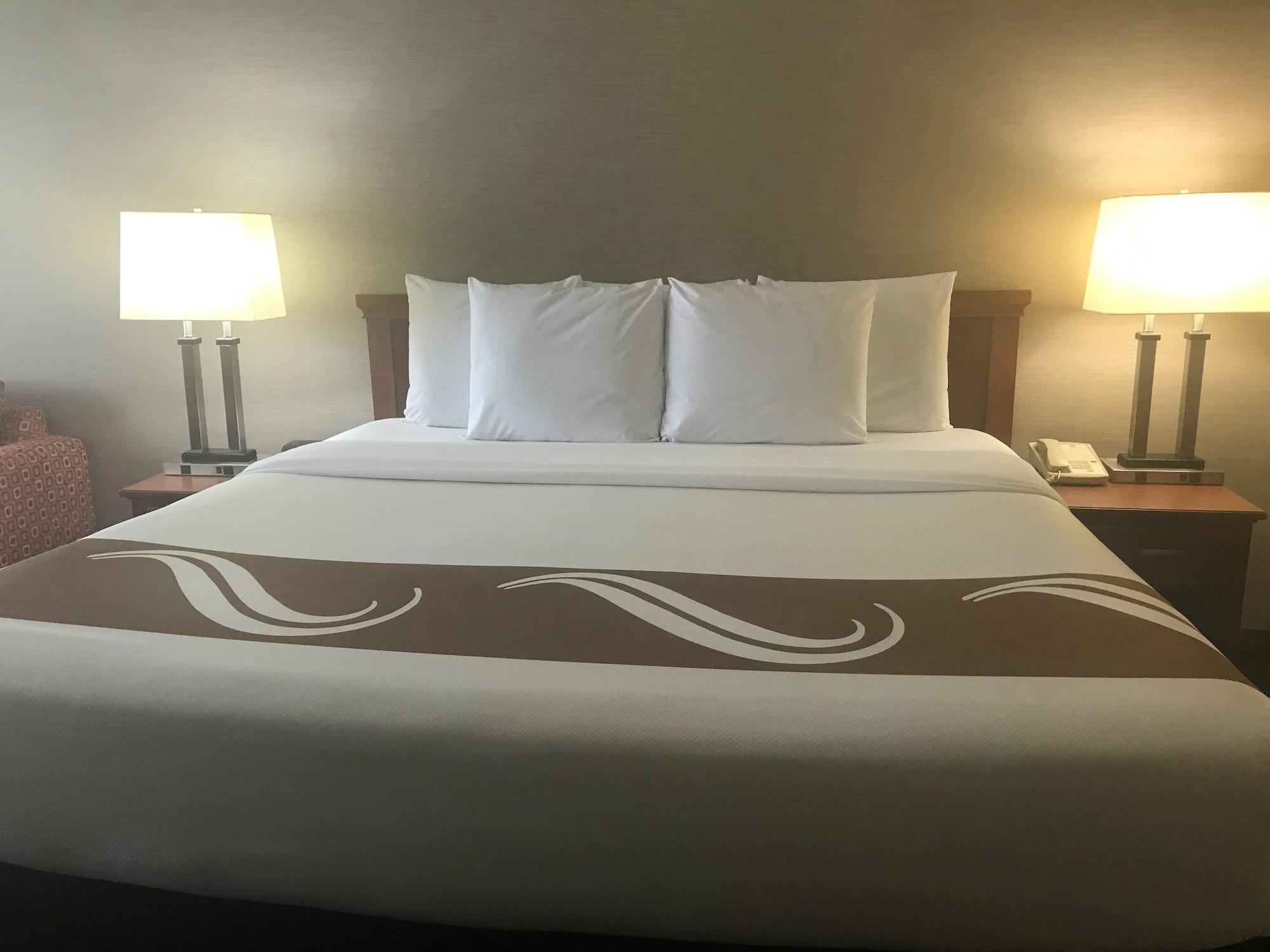 Quality Inn & Suites Vestal Binghamton Near University Luaran gambar