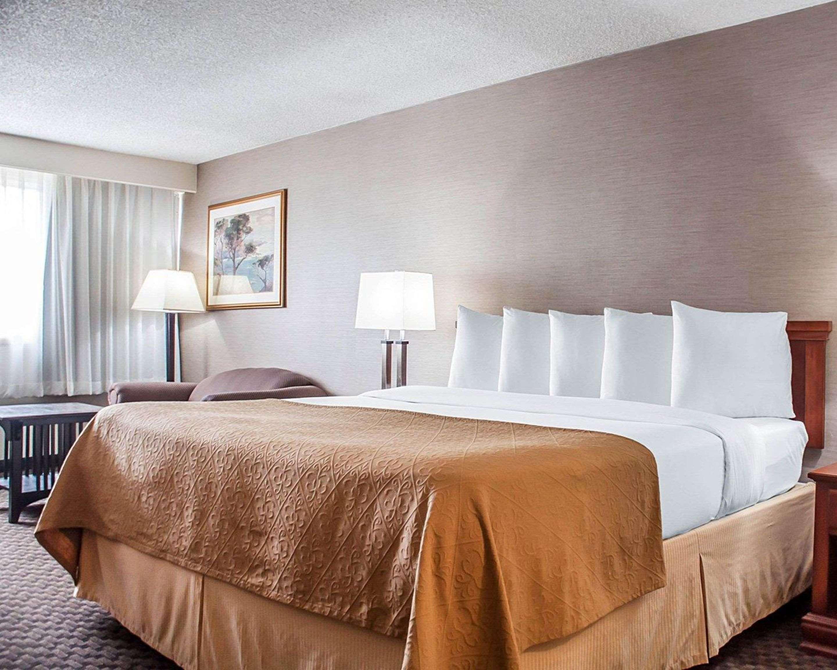 Quality Inn & Suites Vestal Binghamton Near University Luaran gambar
