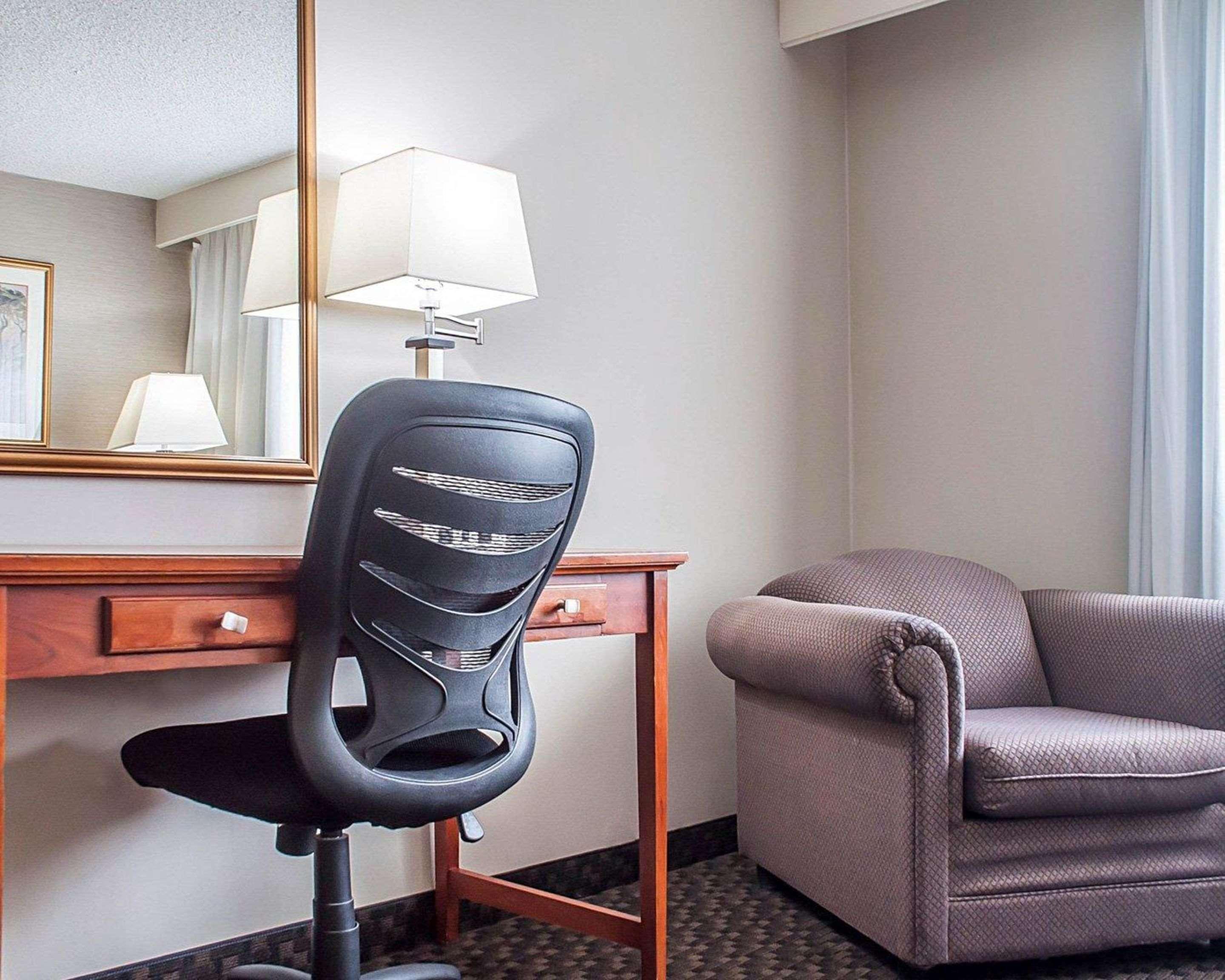Quality Inn & Suites Vestal Binghamton Near University Luaran gambar
