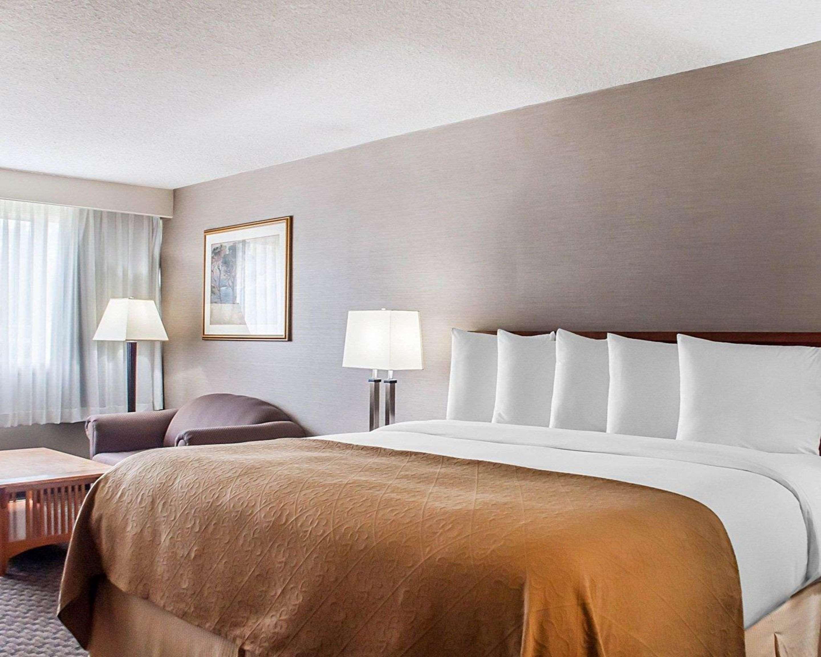 Quality Inn & Suites Vestal Binghamton Near University Luaran gambar