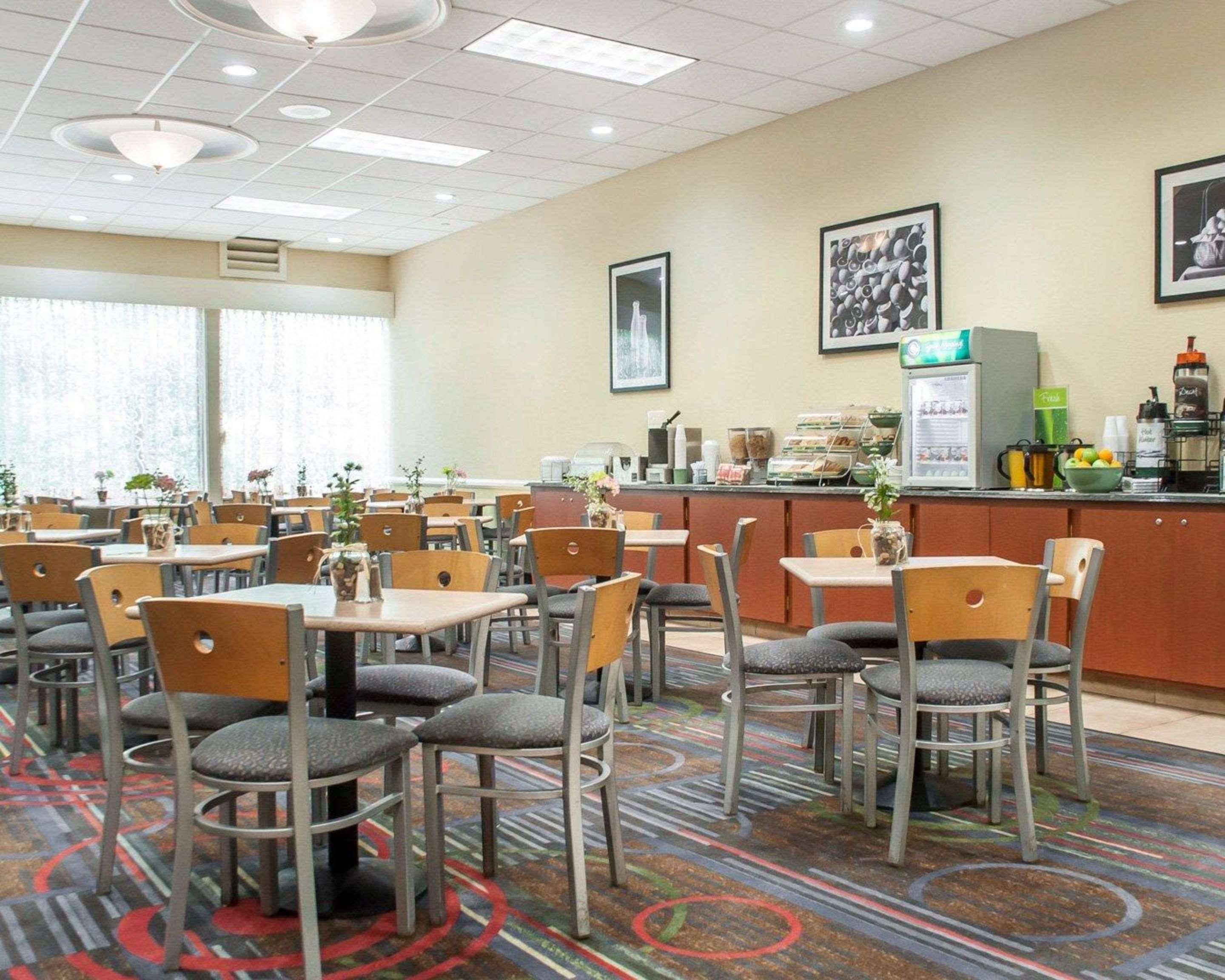 Quality Inn & Suites Vestal Binghamton Near University Luaran gambar