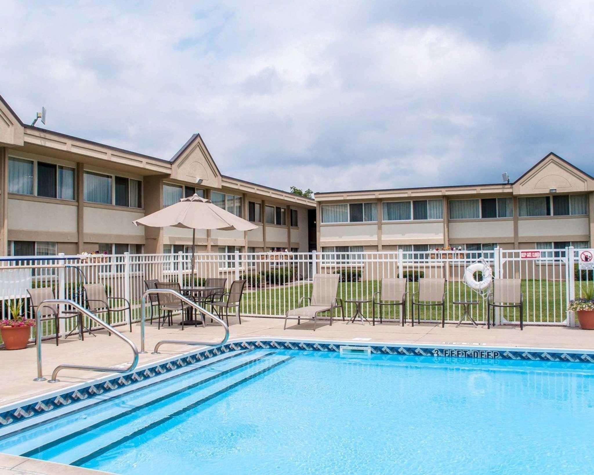Quality Inn & Suites Vestal Binghamton Near University Luaran gambar